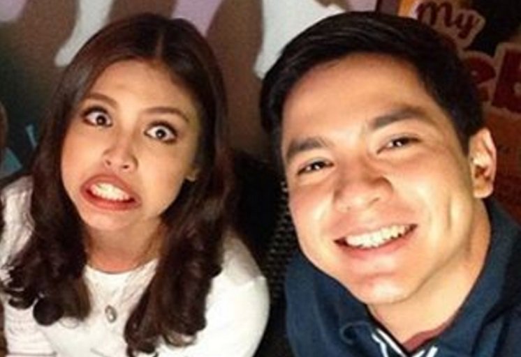 AldubKiligmuch's tweet photo. selfie with alden....

#aldubselfie
#pabebeselfie https://t.co/GIPHMRslQd