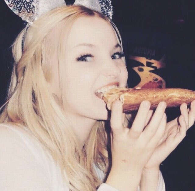 DisneyHappytae's tweet photo. #DoveCameron 大好き🙋💗

Dove好きな人と繋がりたいです🐰

#DoveCameron好きな人RT
#RTから気になった人お迎えいきます 
#DisneyChannel

Dove好きな人followかRTおねがい！ https://t.co/gMaEjwoQgS