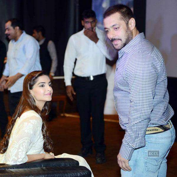 BeingAkashss's tweet photo. #Neerja-3.15Cr (Day 8)
Till Date-38.47 Crore
๐๐๐OUTSTANDING๐๐๐
@sonamakapoor Sonaa Rocksss
#NeerjaOnceAgain https://t.co/9ynYgkdUc5