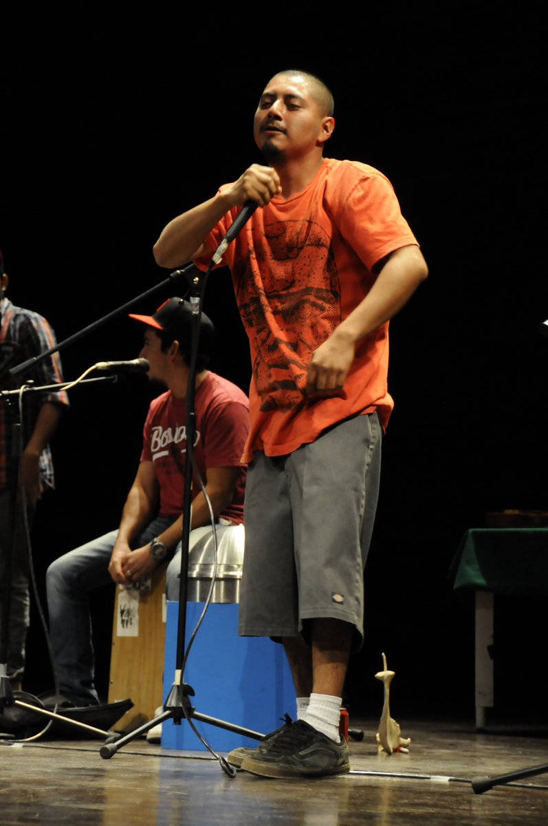ucuvi_c_vivas's tweet photo. #Sector145 es un colectivo de hip hop en lengua popoluca que esta tarde inundó de música a la @VSCLS #DILM #Veracruz https://t.co/Vs9DFBx6oW