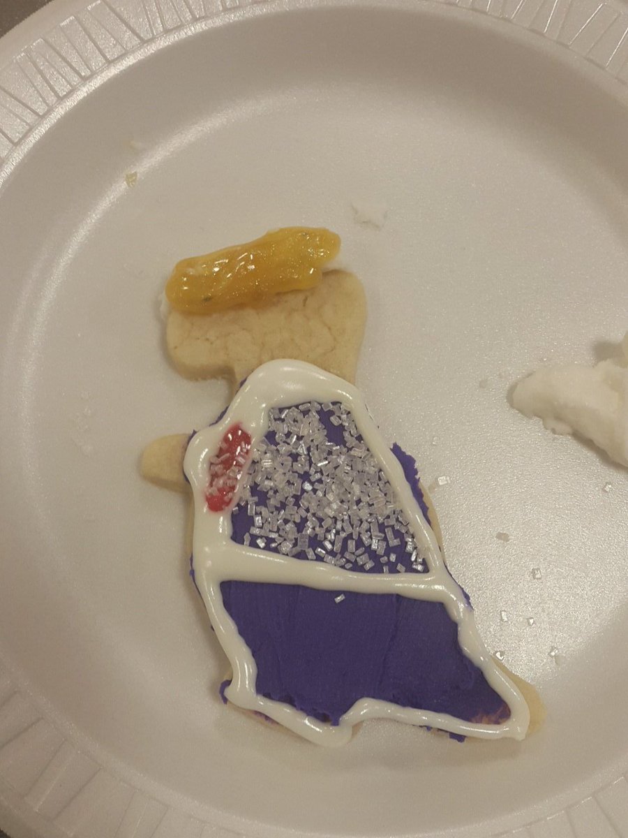 DonutsInBelly's tweet photo. @ruhackhers Trumpasaurus #hackhers2016 #dinocookie #teambandit https://t.co/7cfn6L4ni9