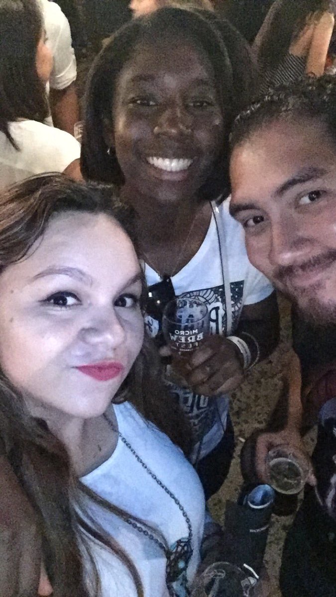 ReginisC's tweet photo. Tremenda experiencia en el #MBF16. Una velada sin igual @BuenasPintas @PanamaMicroBrew #sedcuriosos https://t.co/lIJhHe8oTJ