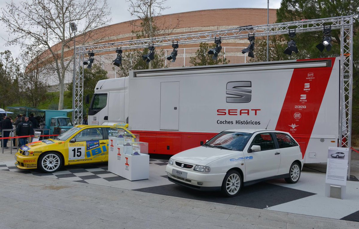 En <a href="/classicautomad/">ClassicAuto Madrid</a> estamos con <a href="/tuSEAT/">SEAT España</a> Ibiza CUPRA y el kit-car recordando los 3 triunfos en Copa FÍA 2L WRC