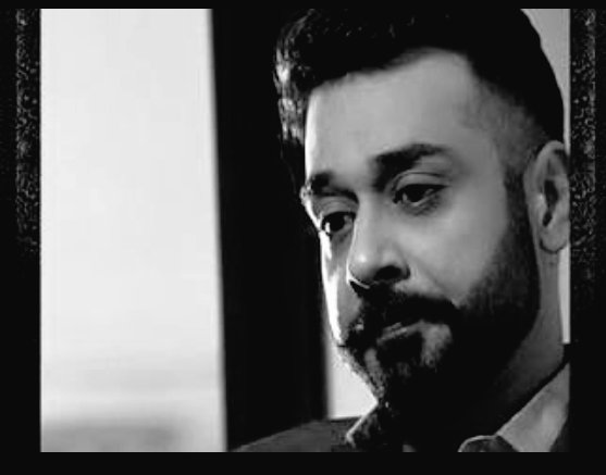 MaheenFidai's tweet photo. Agr tum Ek lafz Mohobbat ka keh guzro gi toh... 
Who can complete this Line 😉
#Basharians 💝 https://t.co/12RCWZm5TY