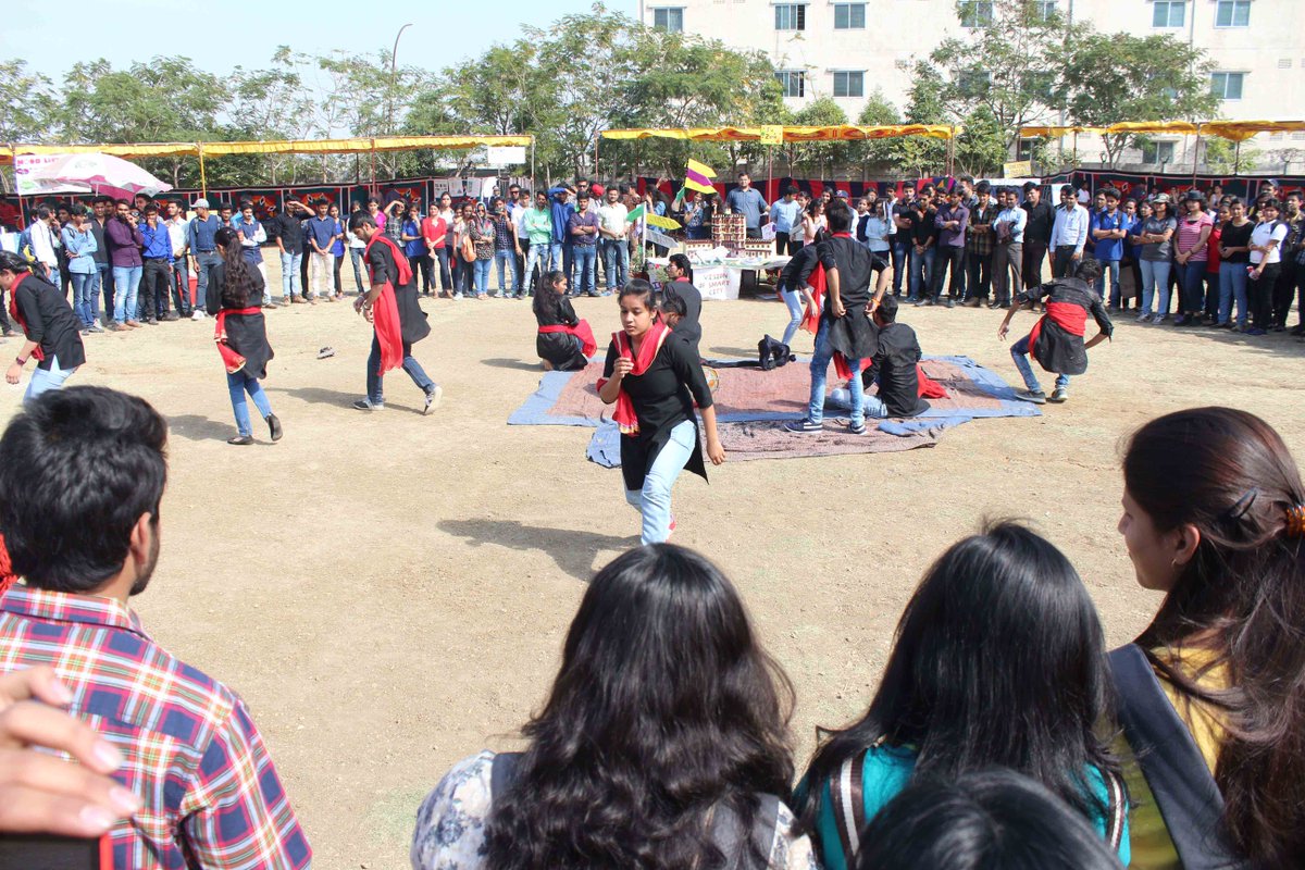 AcropolisIndia's tweet photo. #EWeek2k16 #NEN #Acropolis #StreetBazar #stall #DigitalIndia #MakeInIndia #SwachhBharat #StartupIndia #SmartCity https://t.co/EGu3htuNKD