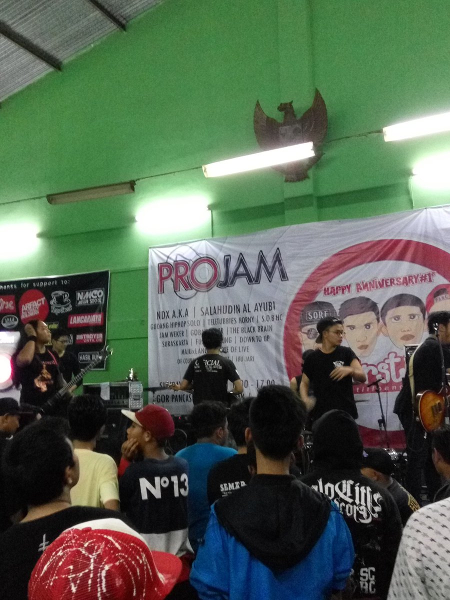 #Salahudinalayubi On stage Now! <a href="/salahudinmtlcr/">SALAHUDIN AL AYUBI</a> ! Next stage <a href="/GudangHiphopSL/">Gudang Hip-Hop Solo</a> !