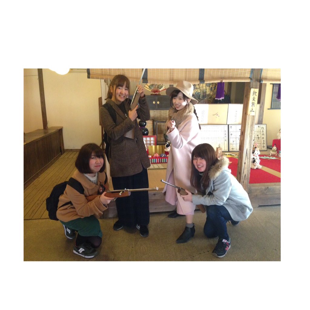 coco12298t's tweet photo. 日光江戸村にて💓💓💓
いっぱい食べた😋 https://t.co/VwIrsWgZBs