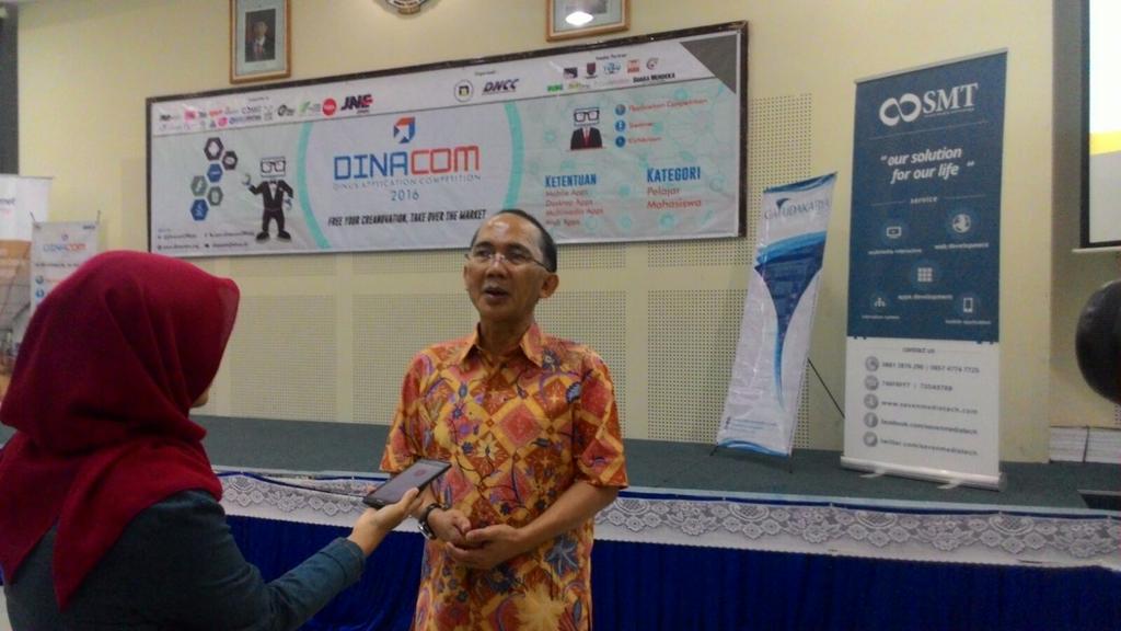 Sesi wawancara dengan Bapak Rektor dan Perwakilan Juri #finaldinacom2016