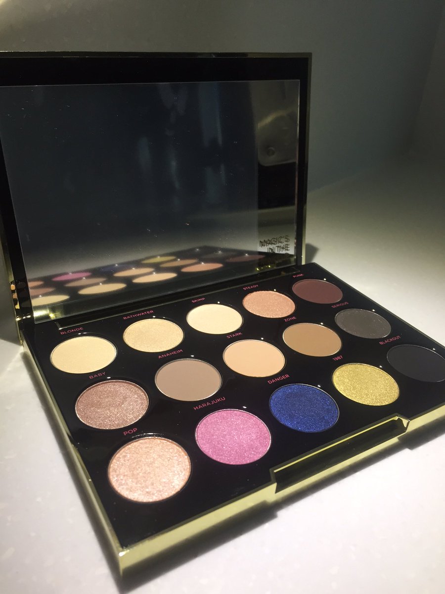 PrettyGreenBlog's tweet photo. Can't wait to use this! #udgwen #bblogger @UrbanDecay https://t.co/p2SmYMHin3