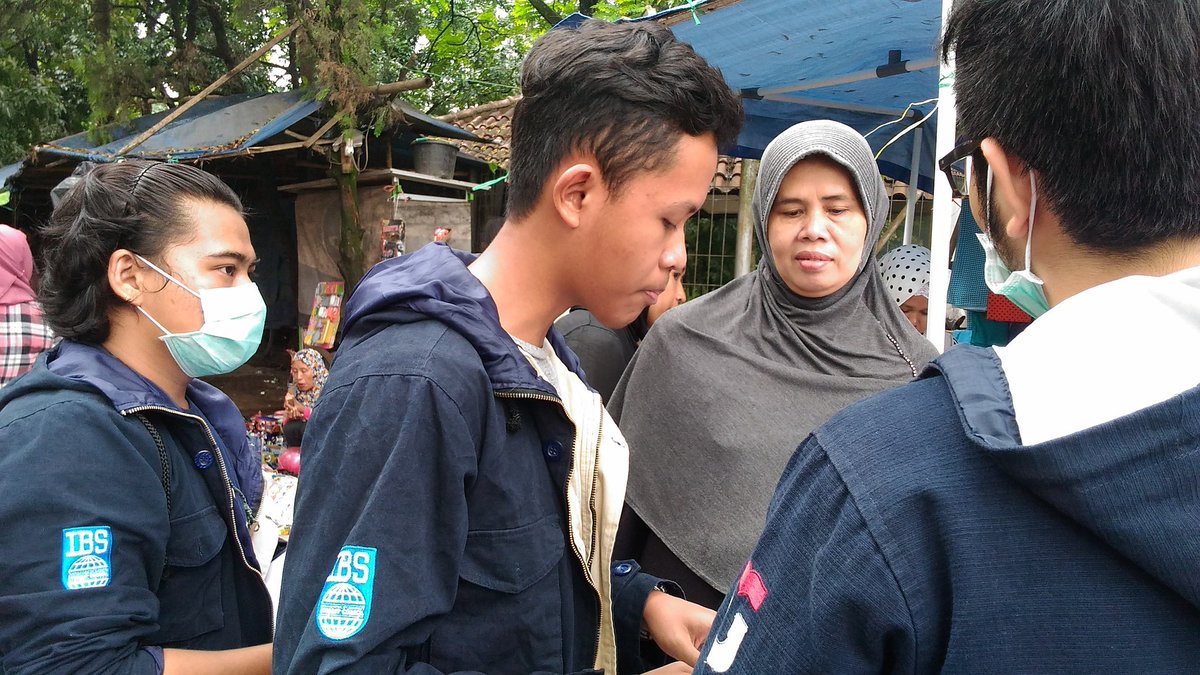 Today, we just fineshed cleaning market in front of Telkom University