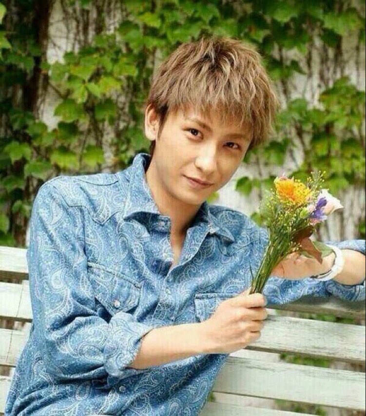 1230renaaa's tweet photo. 與くんカッコいい😍😍
#AAA好きな人RT 
#與くん好きな人RT
#RTしたaヲタさん全員フォロー https://t.co/qTX2uyxiXM