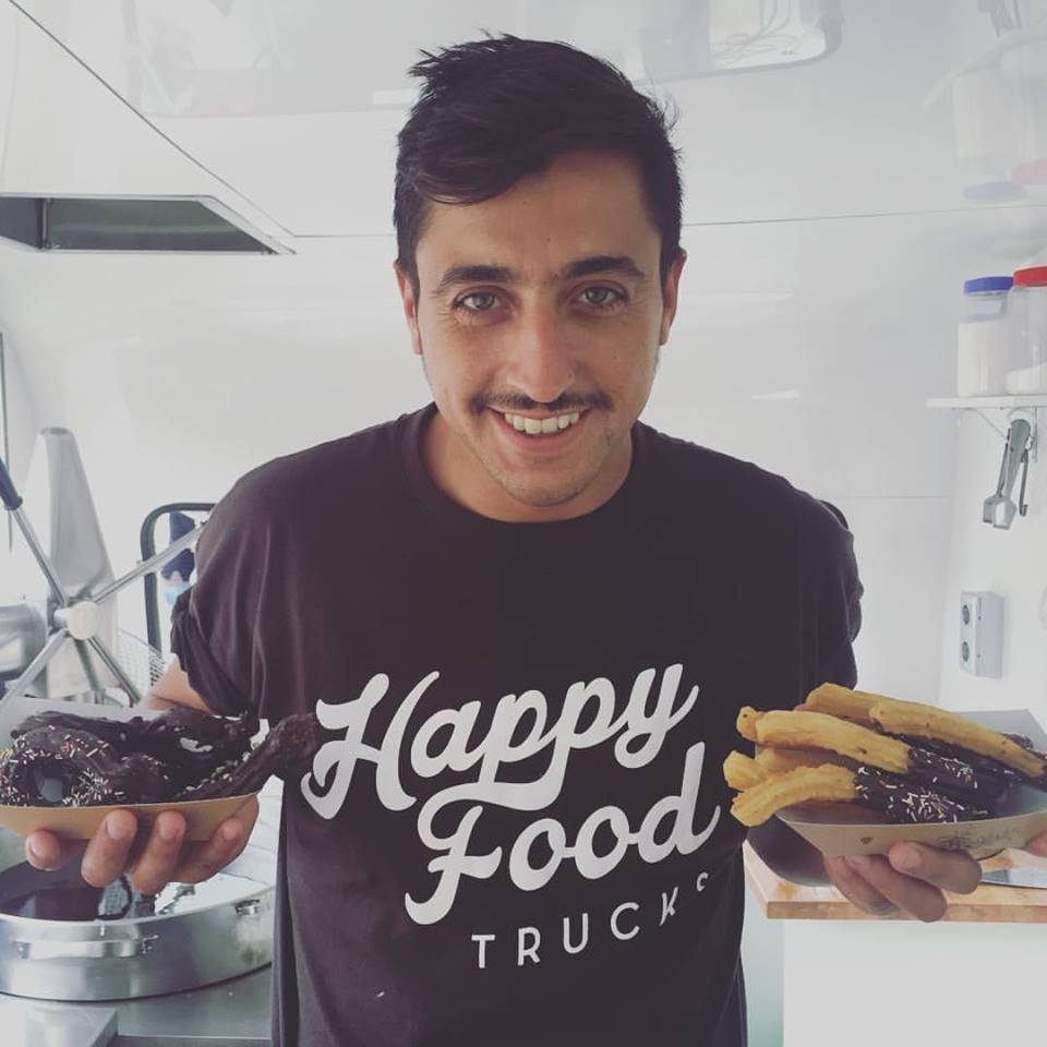 ¿Que vuelve el frío? Pues nosotros atacamos con unos #churros de @lolitacaravan . ¡Como nos gustan!