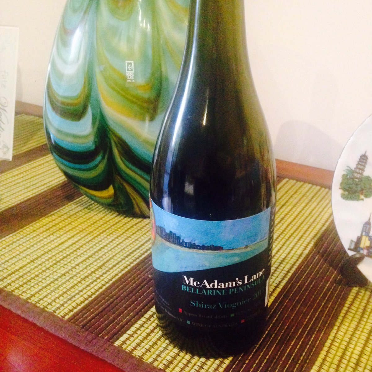 Sunday nights are always better with a good bottle of wine 🍷🍷 <a href="/TerindahEstate/">Terindah Estate</a> <a href="/winewankers/">The Wine Wankers 🍾🤛🎉🥂</a>