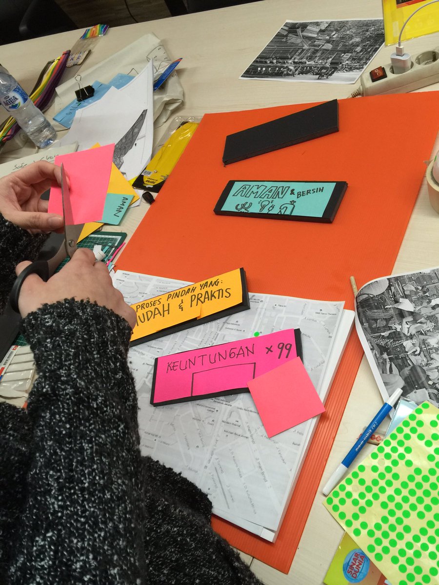 JKTServiceJam's tweet photo. WAKAMA (Warung Kaki Lima) combines hawkers mapping and user research. Love! #jktsjam #GSJam https://t.co/HhvLt5fvaB