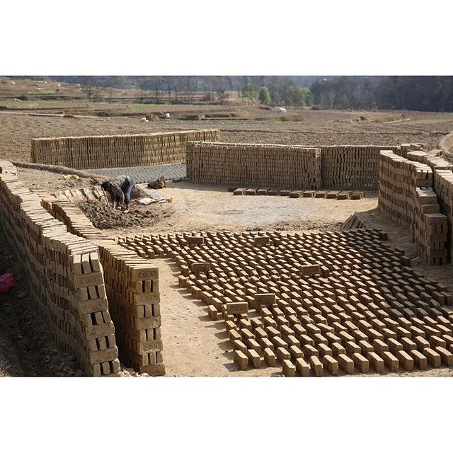 thenepalnow's tweet photo. #NepalNOW Featured

#myght #nepal #nepal8thwonder #NepalNow #visitnepal #brick 📷: @justinlydon https://t.co/co8vhGWyh0