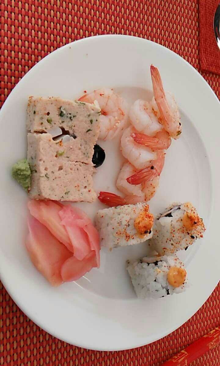 StylishByNature's tweet photo. Head over to @ShangriLaBLR #MightyLunch #BCAFEBLR for amazing spread #Bangalore #Bengaluru #loveit #awesome #yummy https://t.co/UYcqGvnvdY