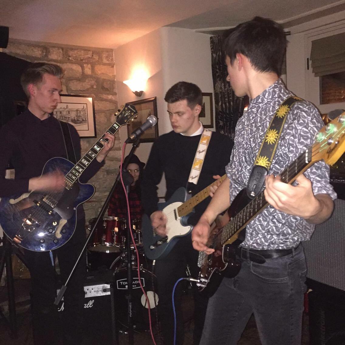 The_Sheratons's tweet photo. Last night-Great gig https://t.co/quvEXH4k5s