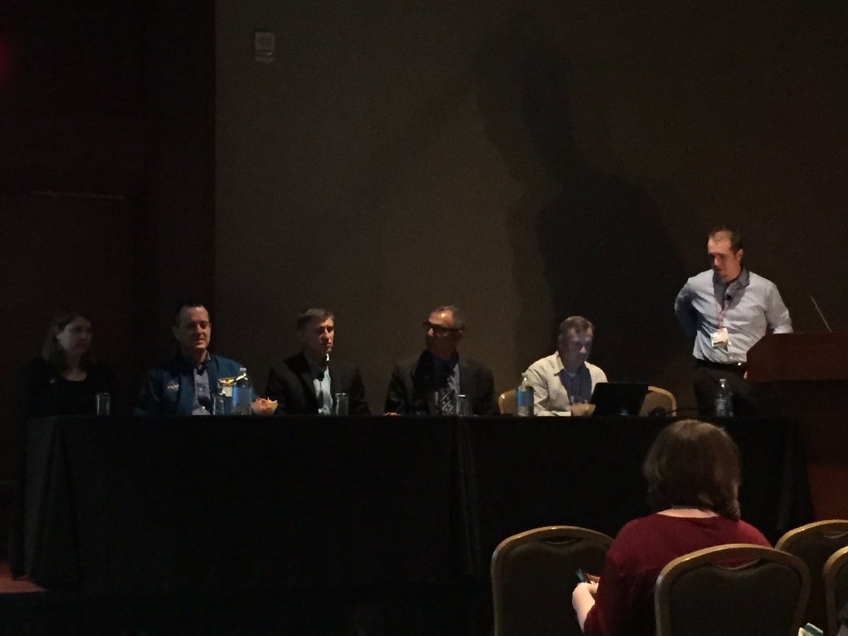 Aletrevg7's tweet photo. Great conversation with an amazing panel at #T3IC https://t.co/Ul9IZ3lkTF