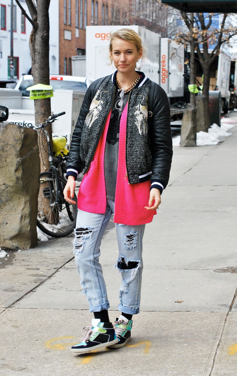 LR4Cfashion's tweet photo. #DKNY, Public School, Hood by Air #AW16 report New York #Womenswear https://t.co/ZeIxFAoY9J via @FT #LR4C #Fashion https://t.co/OYTyiqTnqF