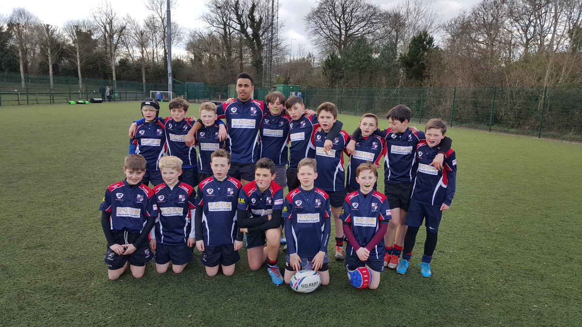 Coolmine2003's tweet photo. Coolmine u13's before cup game today with Wanderers @coolminerugby please load to website thx https://t.co/QTdivq6iXD