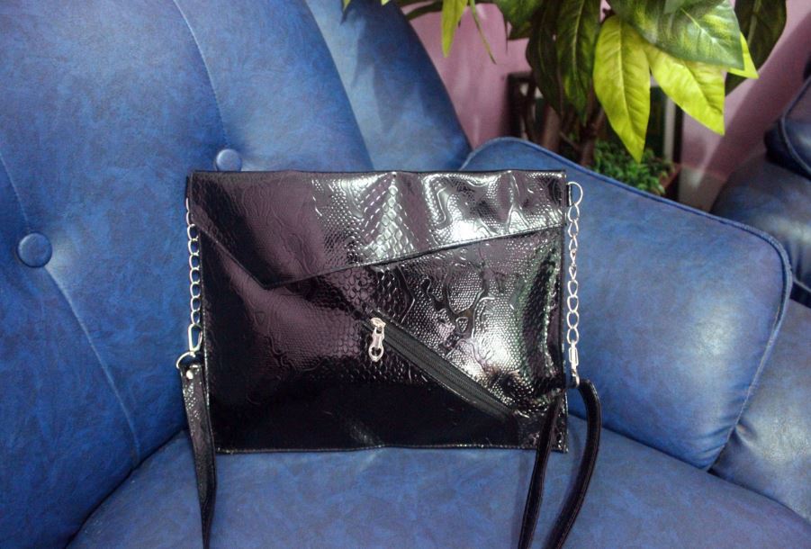 Rolleto_'s tweet photo. #SlingBag IDR 50K
Synthetic Leather Premium
30cm x 23cm x 1cm
4slot
#NoLabel #TasSelempang #SaveLocalProduct #Clutch https://t.co/xoP34JbNbf