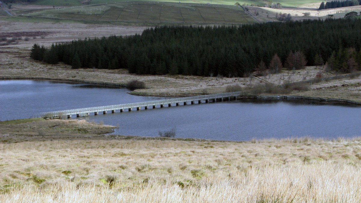 WalkNorthWales's tweet photo. The Alwen Reservoir trail - under 7 miles, stunning vistas read more: https://t.co/yeru7KCd1w #NorthWales #Conwy https://t.co/Yc9xtrQowY