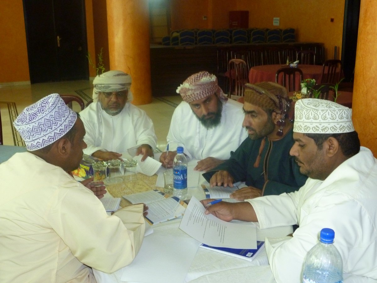 صــوره تذكاريـــة لبداية النقابــه بالشركة ...