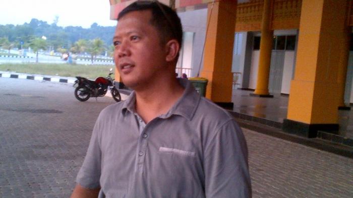 infoRIAU's tweet image. PSPS Masih Percayai Philep Hansen Sebagai Pelatih dlvr.it/Kdcm2m (TribunPKU)