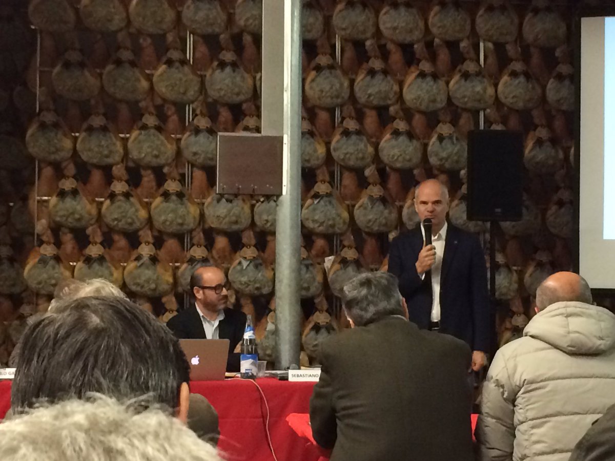 madeparma's tweet photo. Sebastiano Grandi #università cattolica @prosciuttoparma @GalloniFratelli + 10% nella distribuzione tradizionale https://t.co/mmhO4VN6wO
