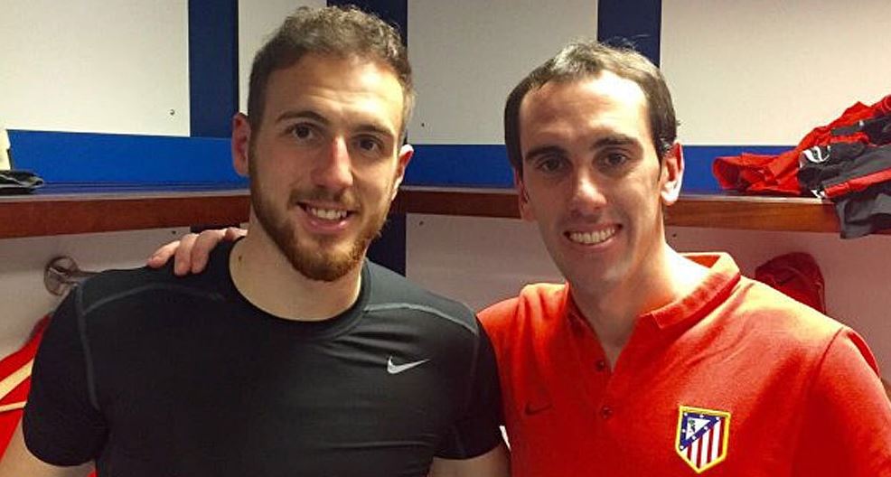 marca's tweet photo. Godín, sobre Guti: "De pequeño me enseñaron a ser respetuoso y humilde" https://t.co/QlequHg2mT https://t.co/ISJZVMGTDt