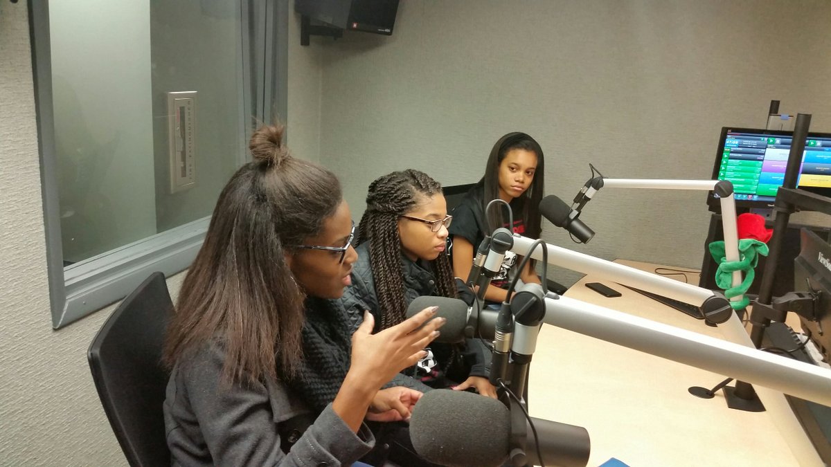 trippjeffers's tweet photo. Picture of my @PHSMandelaSoc officers talking #institutionalracism this AM on @102jamz @organize2020 so proud! https://t.co/ieFEy4RJDR
