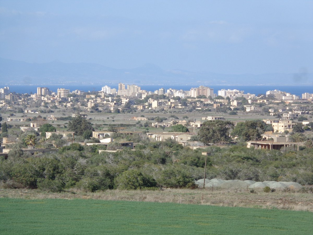 DavidJarratt1's tweet photo. Famagusta - a resort deserted since the Turkish invasion @dark_tourism @DarmonRichter @TourismDisaster #CyprusTM https://t.co/hTy2y3YxmW
