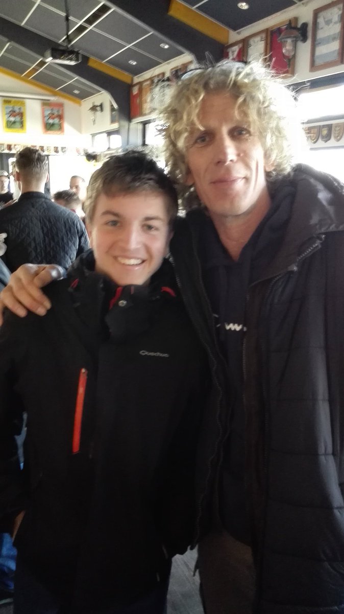 Invaller Tom speelde n goede wedstrijd vandaag. Eindstand 5 - 47. Succes met de laatste loodjes <a href="/RC_Bassets/">Rugby Club Bassets</a> 2