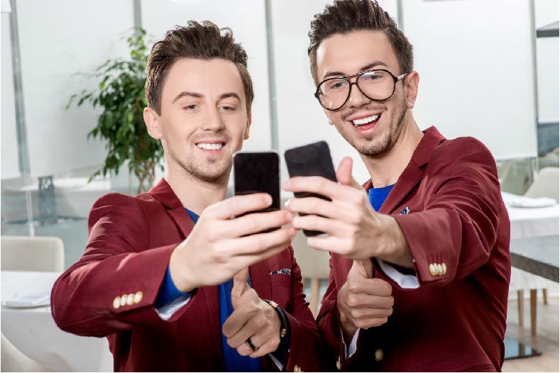 FindMyDouble tweet picture
