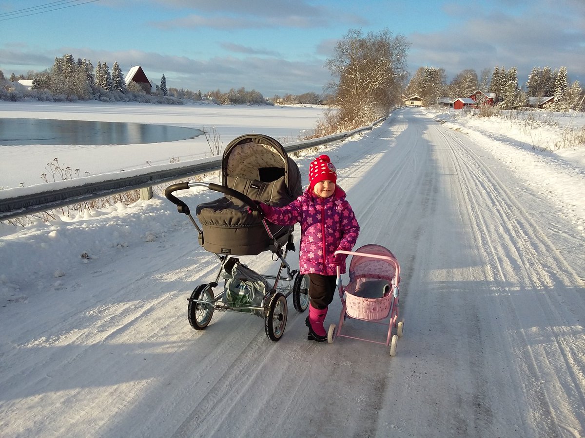 #arki #talvi # ulkoilu #lapset