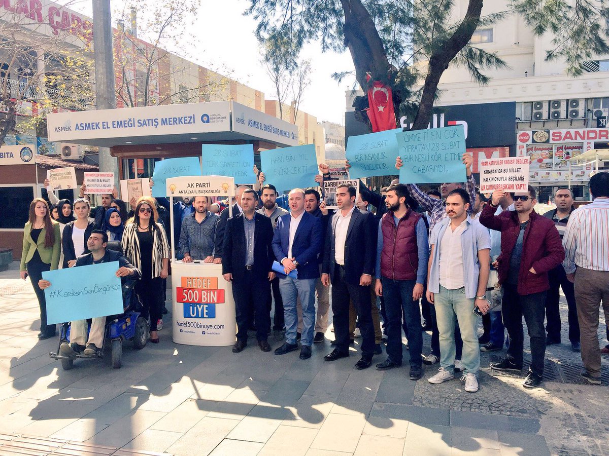 Tarihimizde kara bir leke #28ŞubataKarşıElele <a href="/rizasumer/">Av.Rıza SÜMER</a> <a href="/Yusufiseri07/">Yusuf işeri</a> @OmerAKBAS2 <a href="/mehmetcivik/">Mehmet Çivik</a>