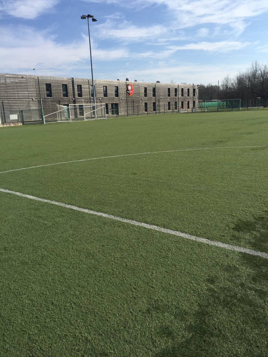 BaptisteLqr's tweet photo. Un plaisir de retrouver la Piverdière ! #SRFCUSL #14Fed #18Nat #gambardella https://t.co/mXVvK2EClC
