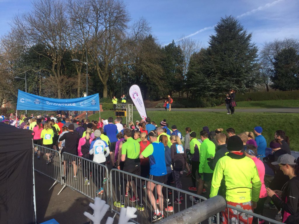 CRUKEventsMids's tweet photo. Well done to everyone that took part in #SnowflakeRun @HanleyPark! We hope that you enjoyed it as much as we did! https://t.co/nhSS3q2YtX