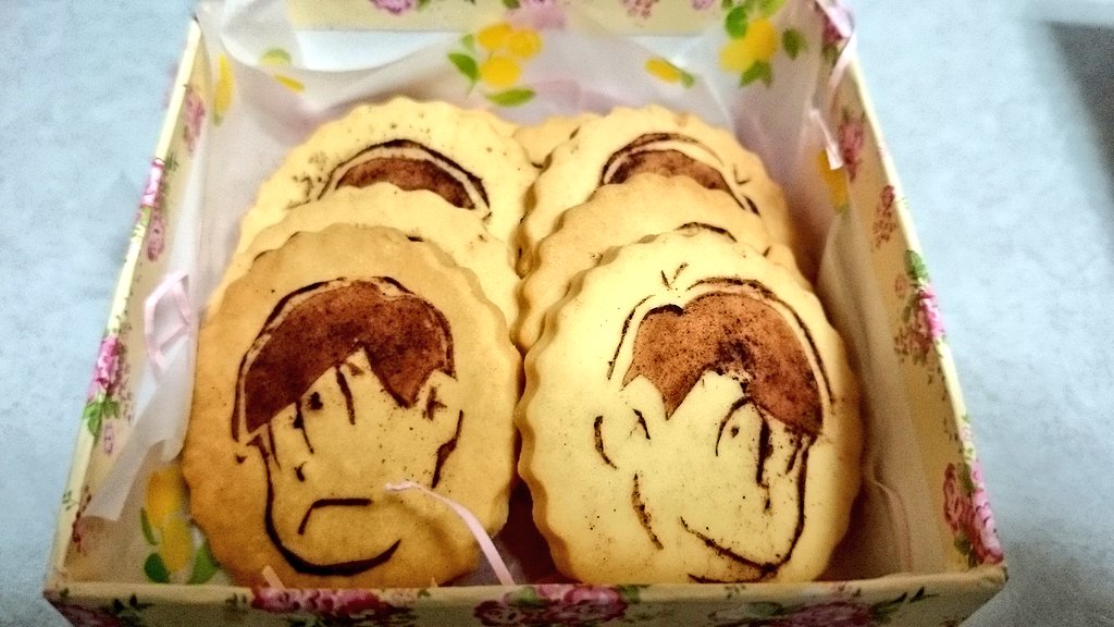 リアルすぎ おそ松さんのエンディングの おでん を クッキー で完全再現 どう見てもおでん Togetter