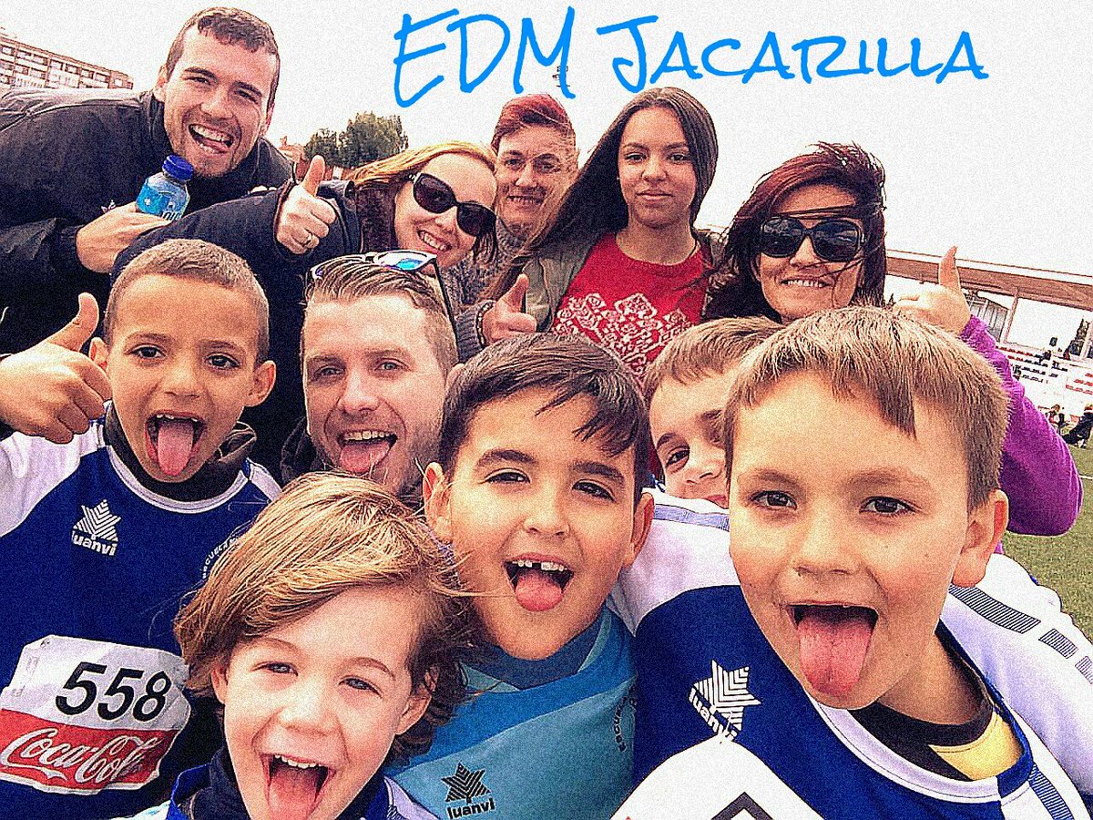 #selfiebrave <a href="/LigaBraveVB/">Liga Brave</a>  Edm Jacarilla 2008 andiamo al natura