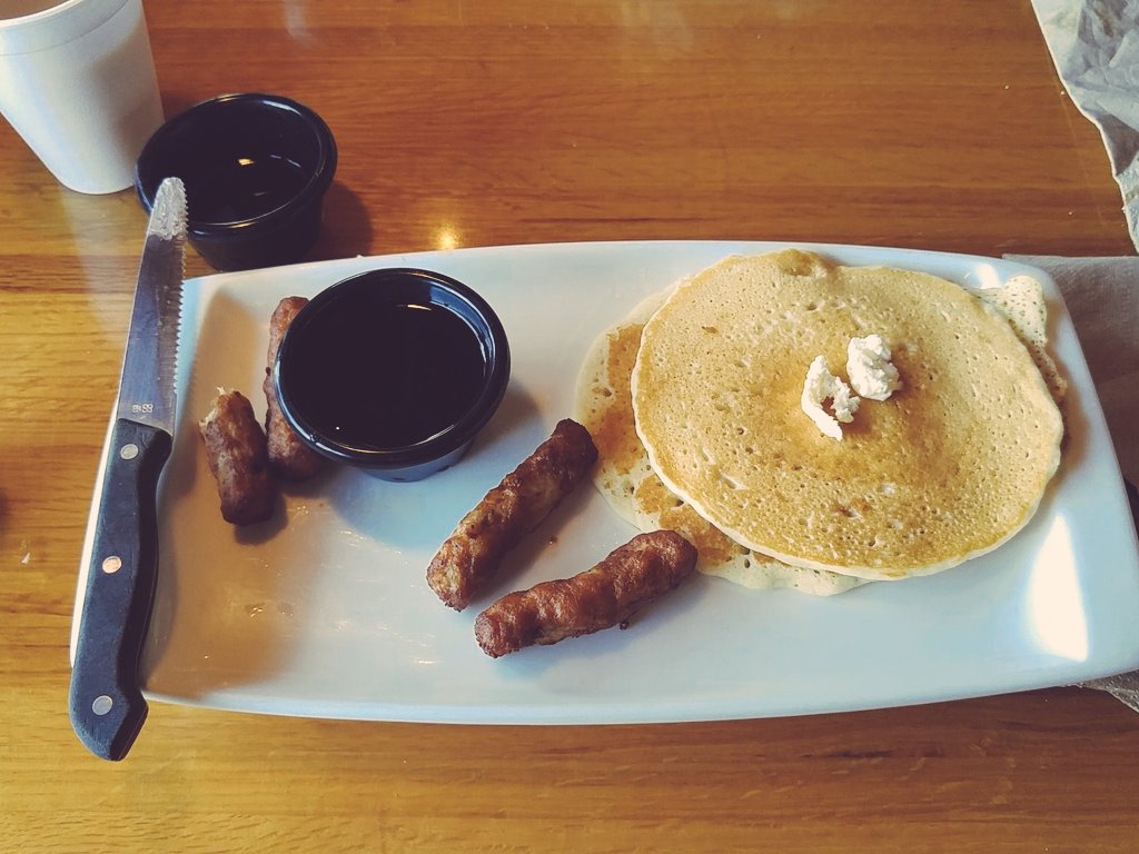 Come out to the NOTTINGHAM POST PROM PANCAKE BREAKFAST AT APPLEBEE'S on RT33...Our Northstar servers are the best!!