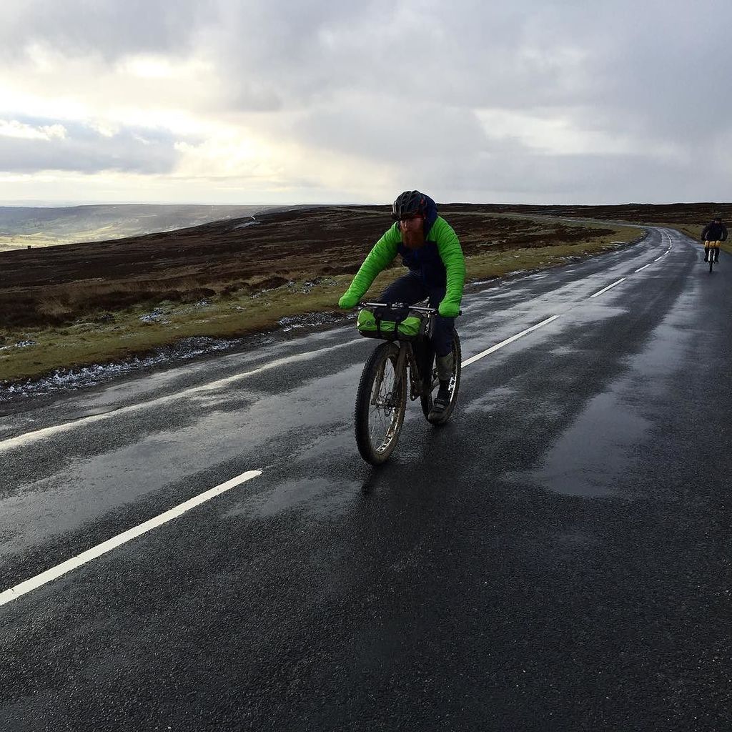weBikepacking's tweet photo. restrap / It was a cold one bivvying with @edsbikes in the snow. Almost at the coast... #bikepacking #carryeverythi… https://t.co/1eXkXAg1mX