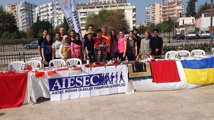 Büyükşehir Atölye ve Adana Tema Vakfı işbirliği ile10ülkeden gelen yabancı öğrenciler için tanıtm panayırı düzenledk