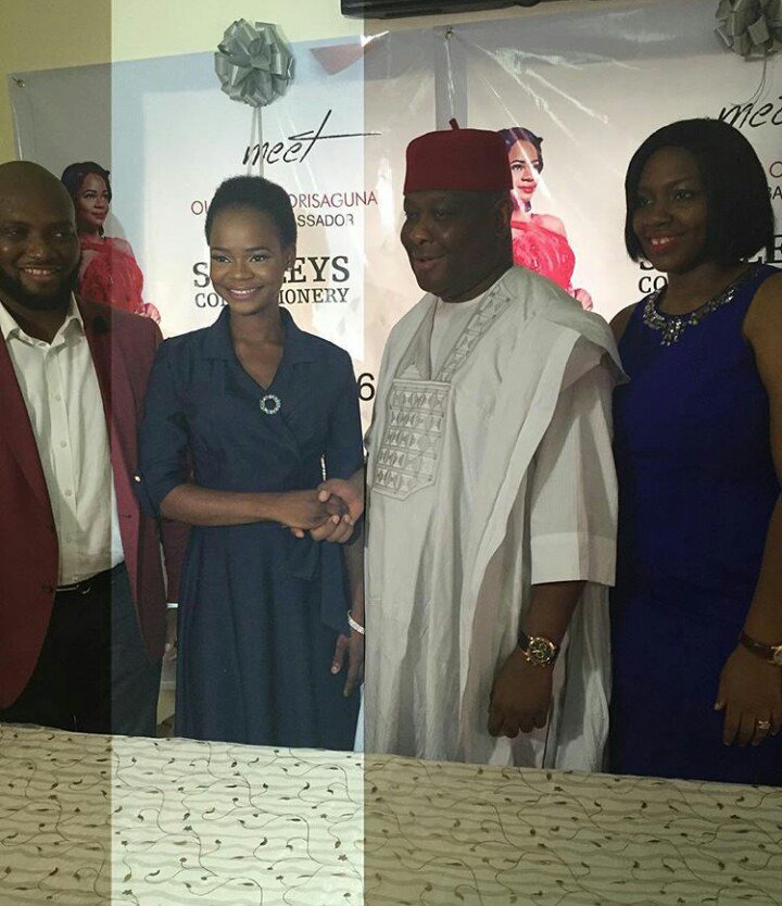 __Timbee__'s tweet photo. #BeMineFever moment at Shirleys #Olajumoke #Grateful https://t.co/K7MlF5C7V4