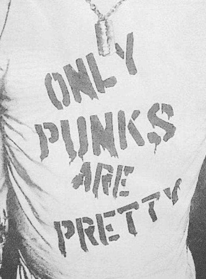 PunKandStuff's tweet photo. yeah.. pretty vacant https://t.co/Wvjsh9pXFh