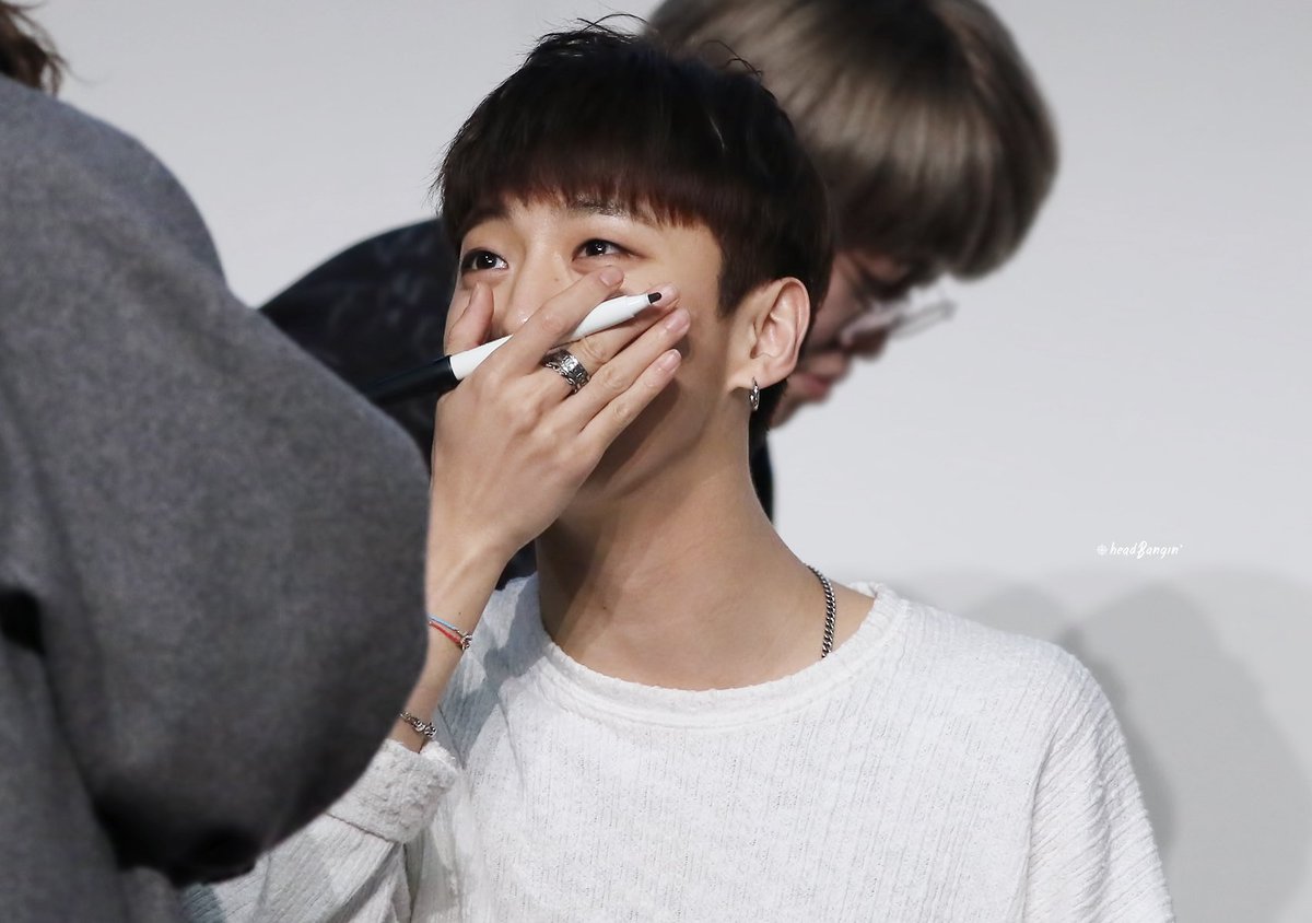 headBangin_'s tweet photo. 160227 인천 팬싸 HQ
@BAP_Bangyongguk #방용국
✨https://t.co/0lqywmjFa2
✨https://t.co/k5DjaHPgP3
✨https://t.co/gVw6xDL89p https://t.co/2QODXmQp7x