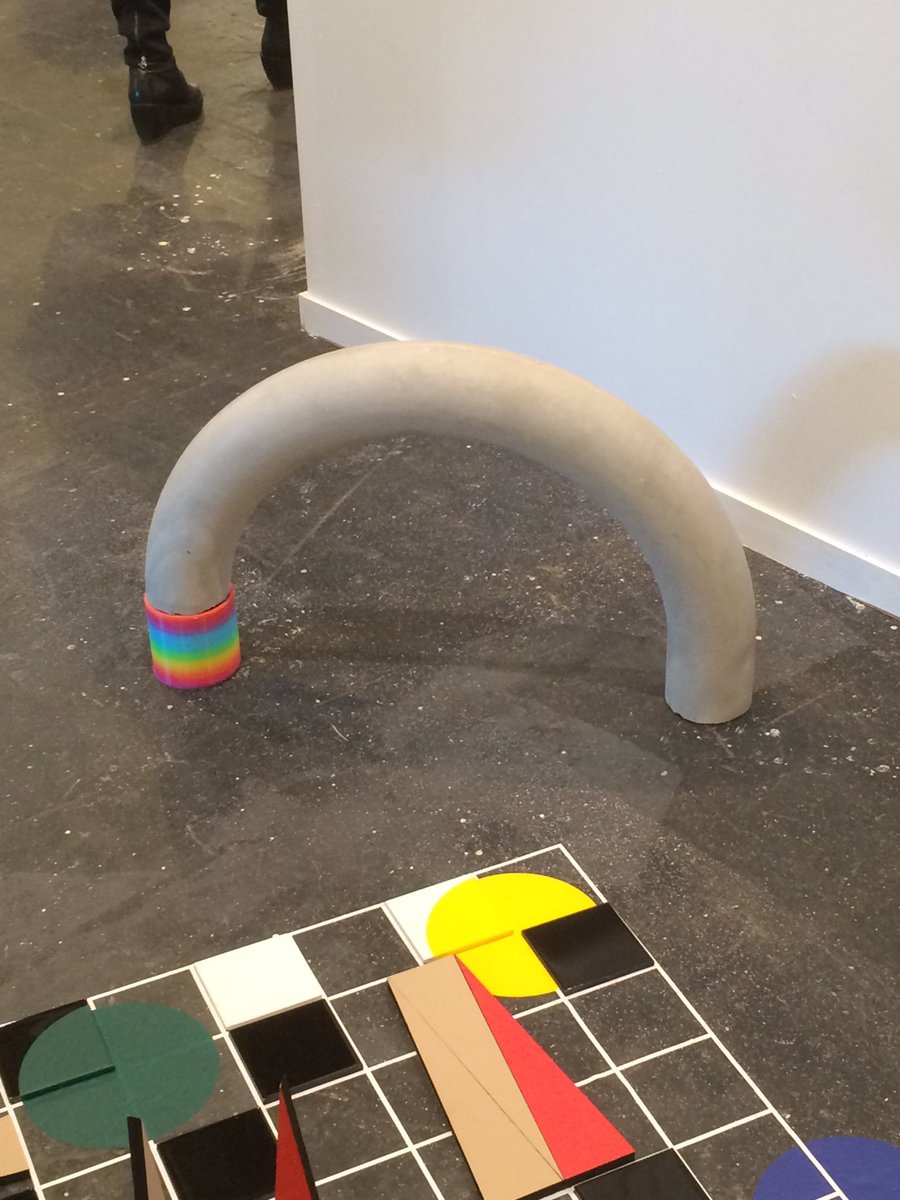 ummamag's tweet photo. arcoiris #ARCO2016 https://t.co/oZAxigU685