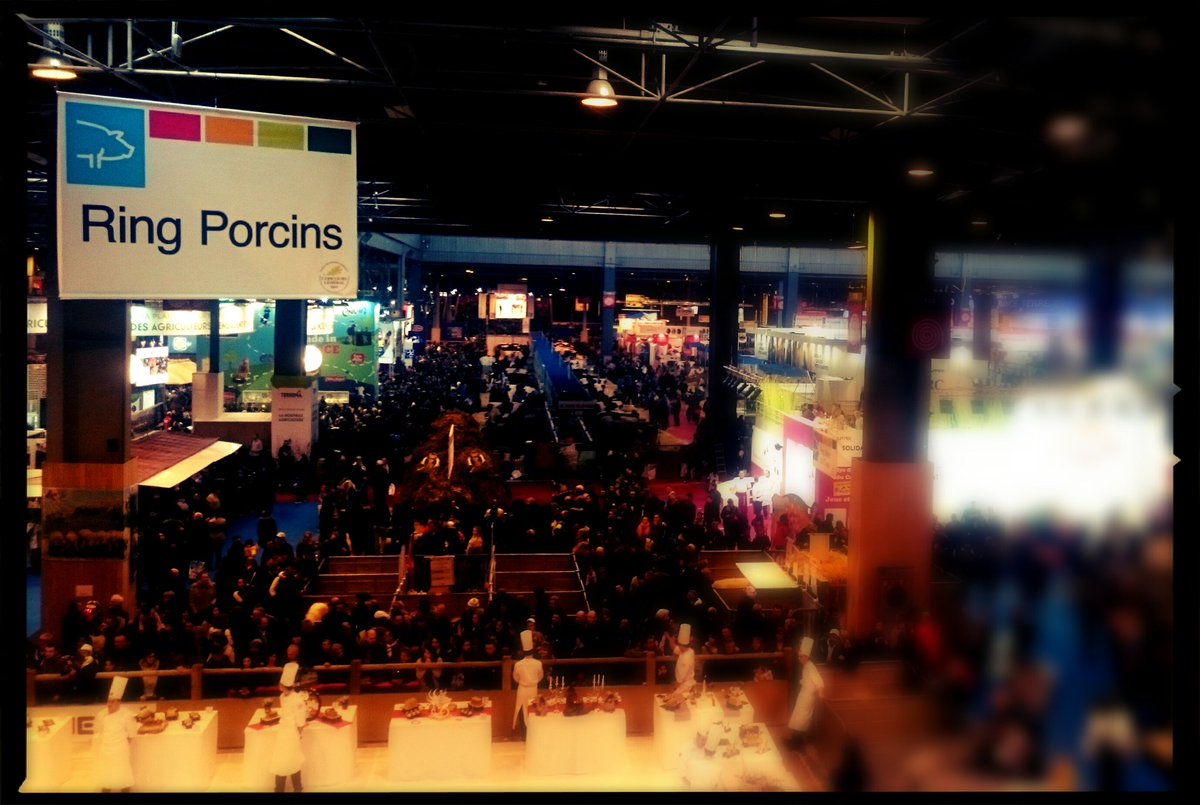 Ca sent le combat de coq...  Heu..  de porc, pardon ! #SIA2016
