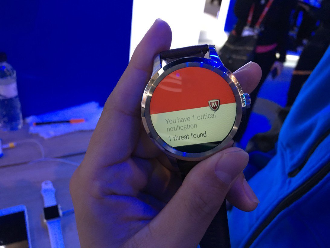 thenextweb's tweet photo. 9 worst Internet of Things junk at Mobile World Congress https://t.co/q0Wyg8I2wq #MWC16 https://t.co/95EHSCnlv7
