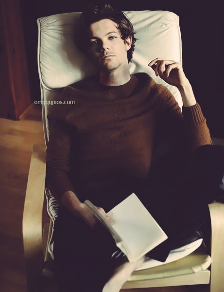 SmolPrincessH's tweet image. 📚 Literature professor, Mr. Tomlinson and art teacher, Mr Styles 📚